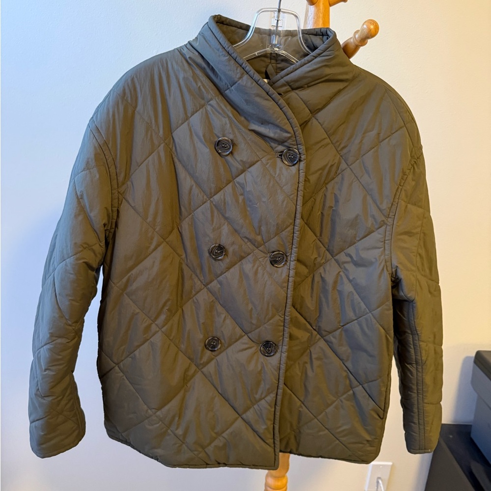 ARKET Quilted Shawl-Collar Jacket in a dark khaki green color EUR 38/US 6